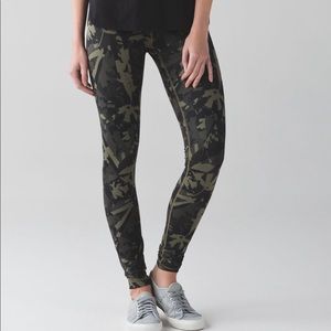 Lululemon HR Wunder Under 8